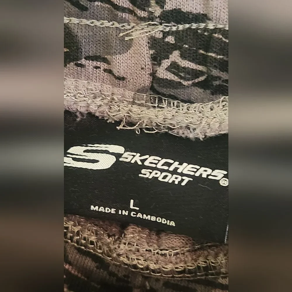 Sketchers Sport L Camouflage Print Elastic Waist Drowstring  Pull On Men Shorts